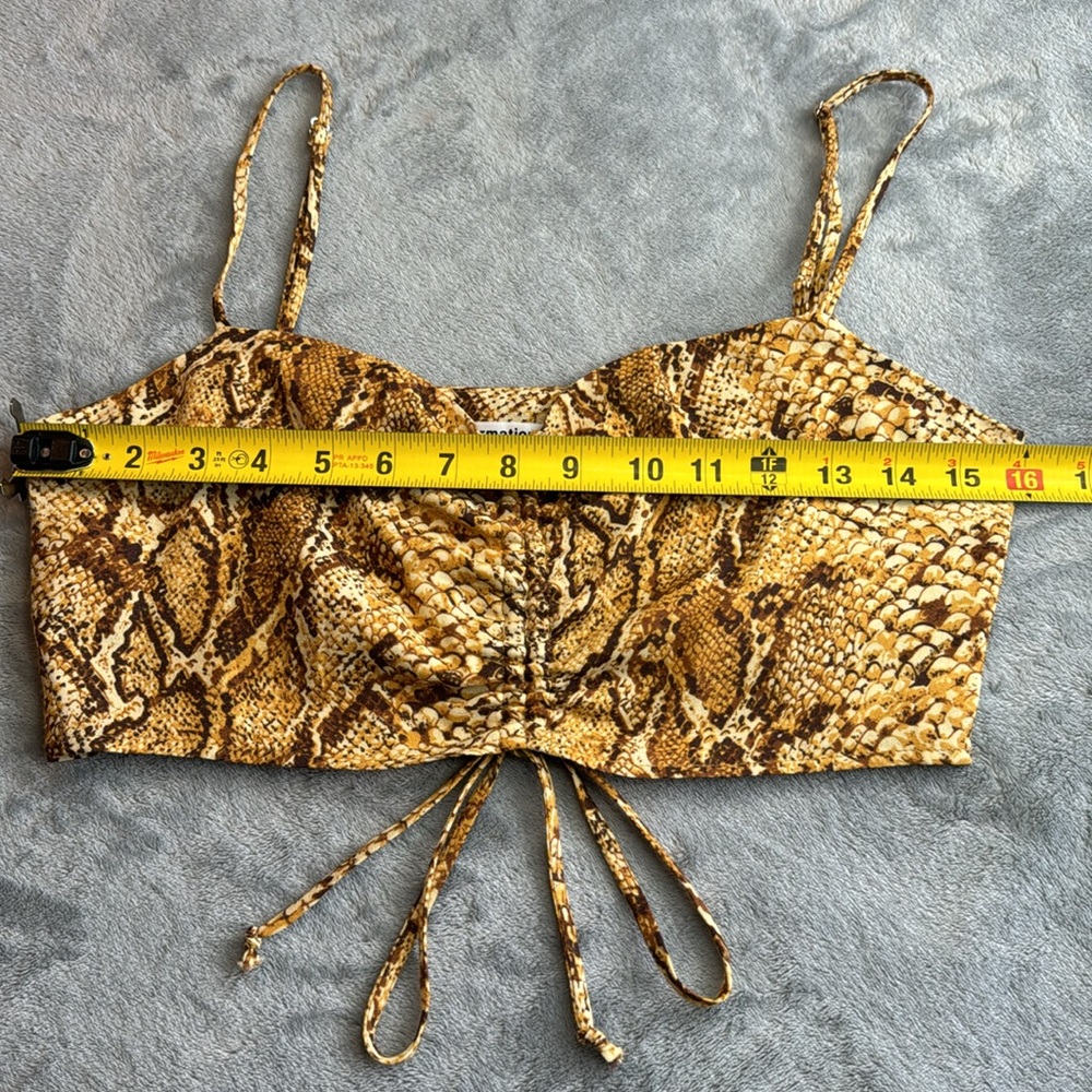 NWOT Reformation Ali Boa Crop Top Snake Print Size 2 - Picture 12 of 13